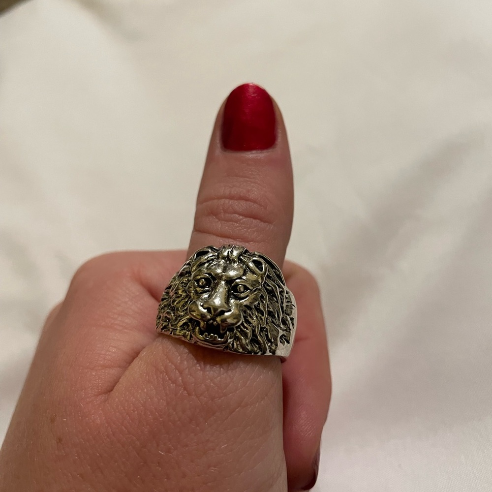 Ring
